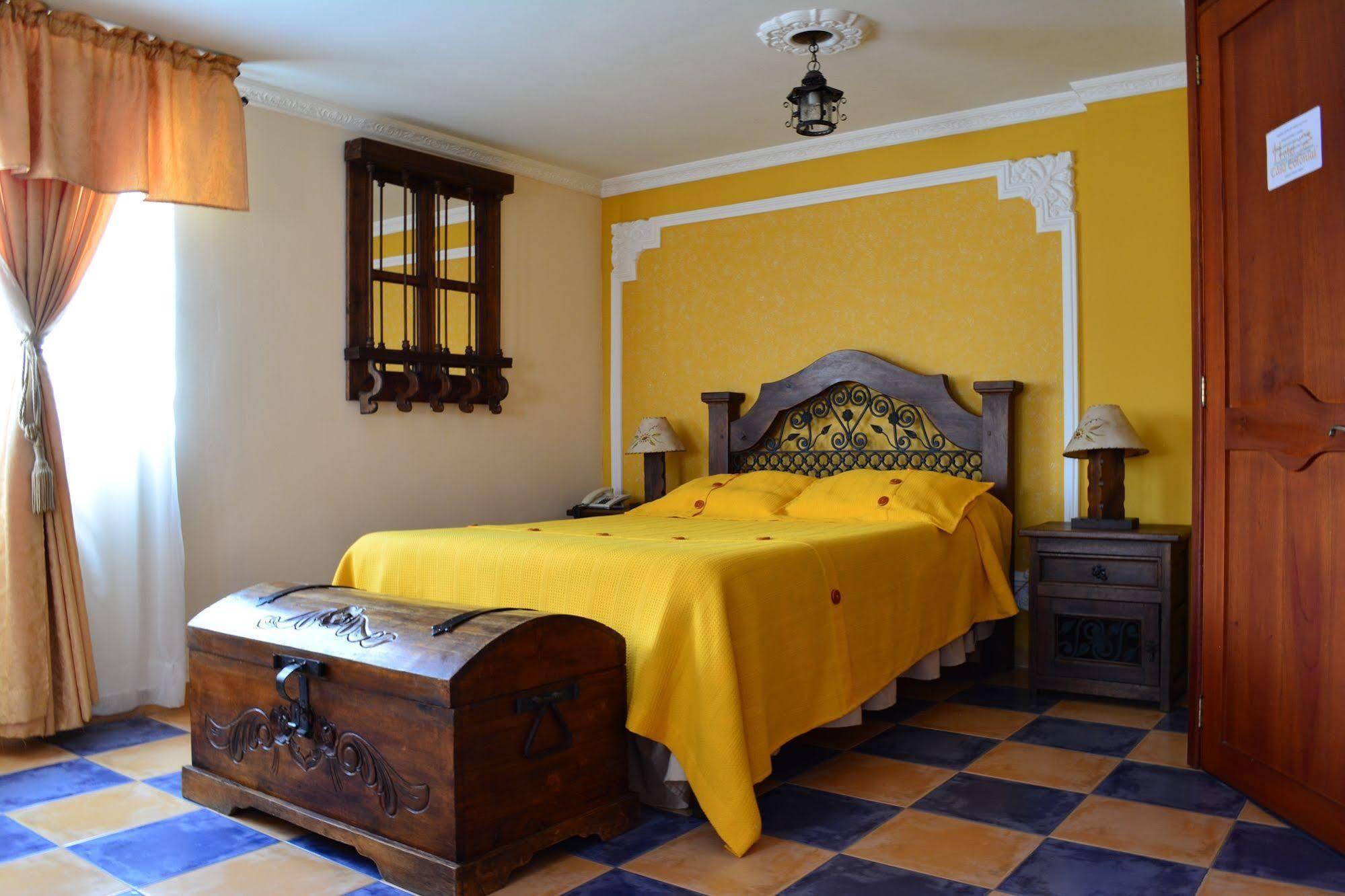 Hotel Casa Colonial 圣罗莎德卡瓦尔 外观 照片