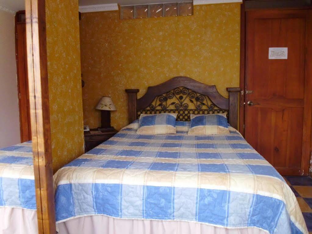 Hotel Casa Colonial 圣罗莎德卡瓦尔 外观 照片